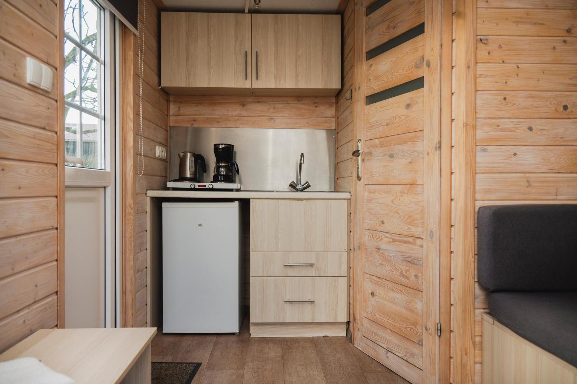 Zeeuwse Chalet Voor 2 Personen Serooskerke  Bagian luar foto